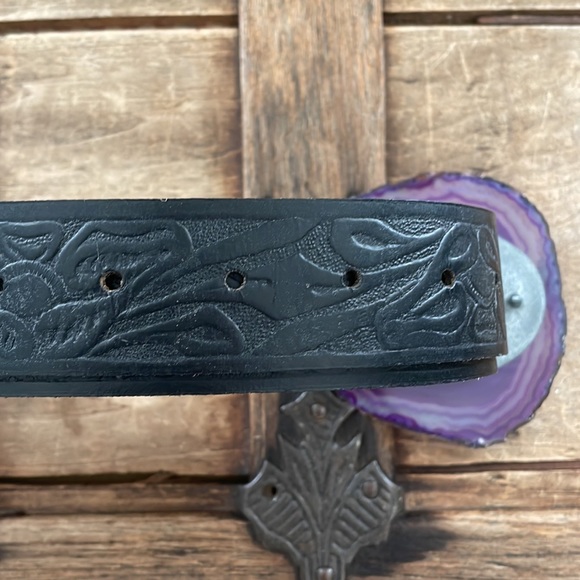 Black Leather Belt with Amethyst Buckle / Size M / Western Style - Picture 4 of 14
